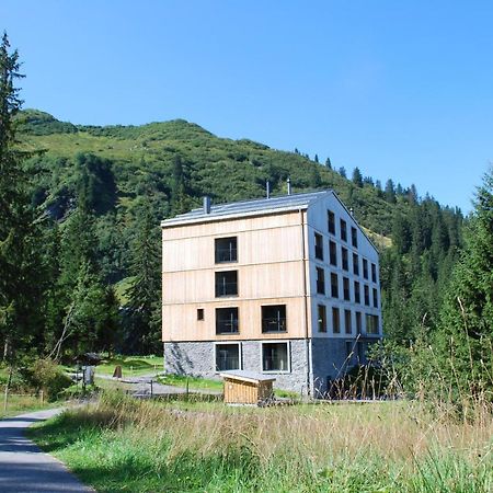Berghotel Mettmen Schwanden  Buitenkant foto