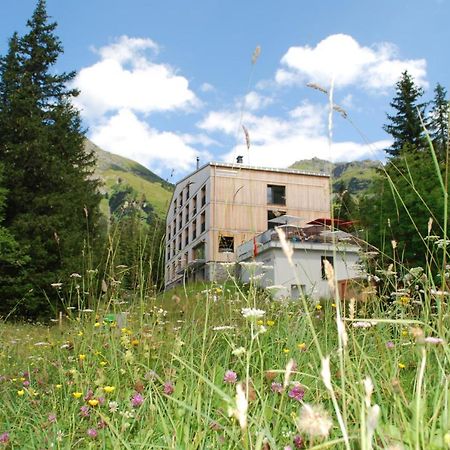 Berghotel Mettmen Schwanden  Buitenkant foto