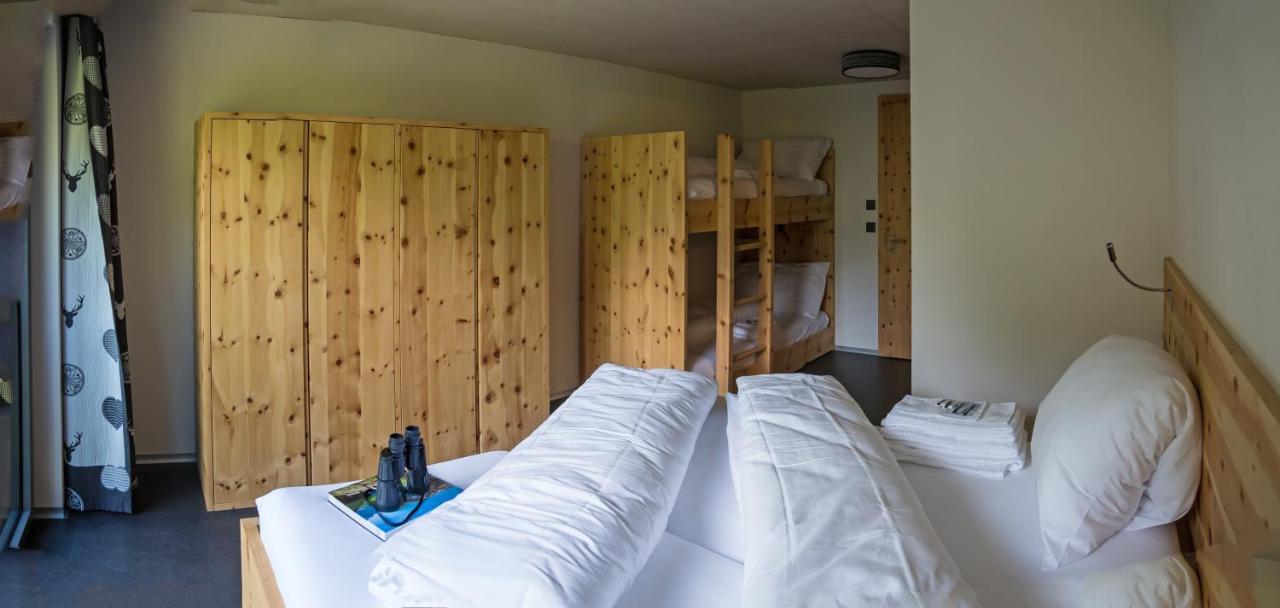 Berghotel Mettmen Schwanden  Buitenkant foto