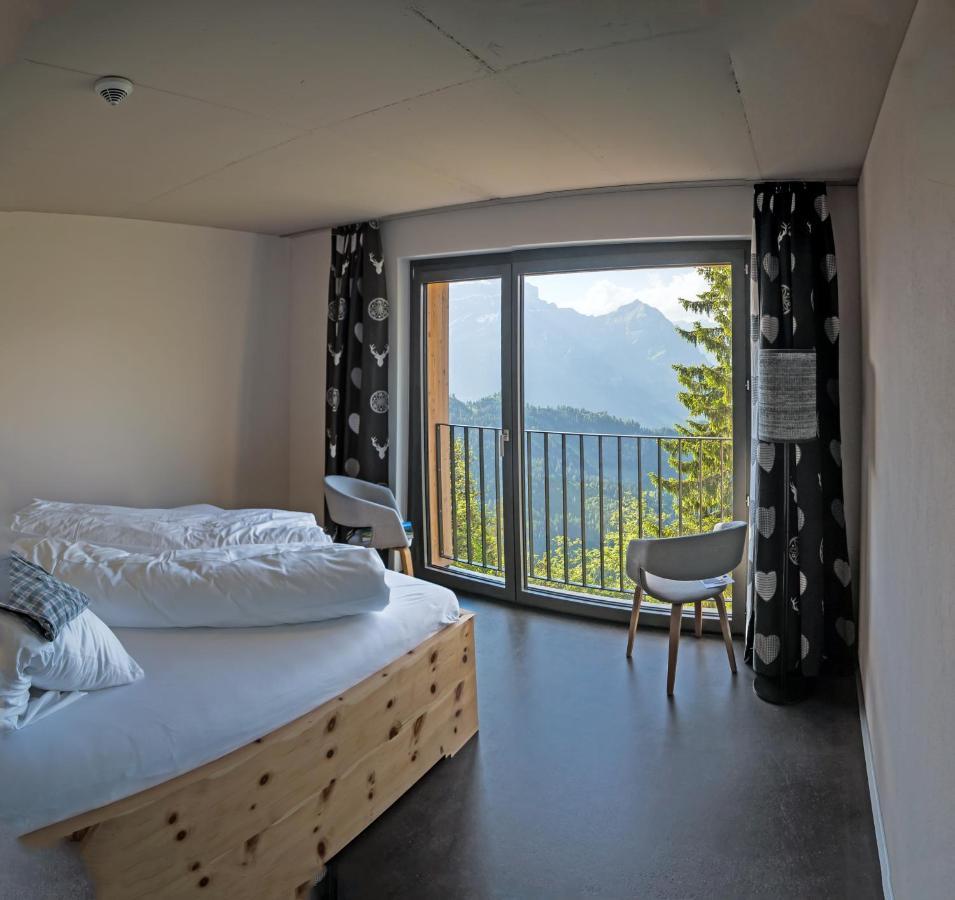 Berghotel Mettmen Schwanden  Buitenkant foto
