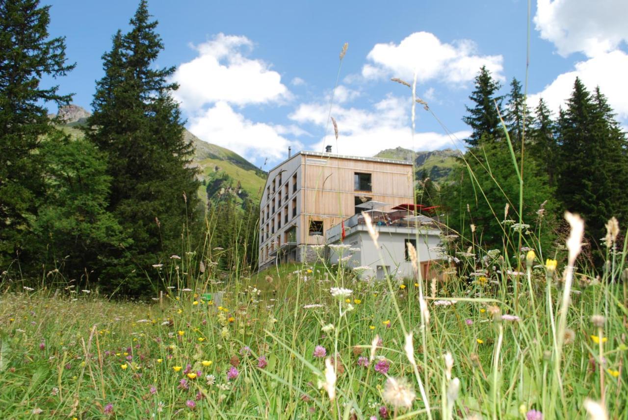 Berghotel Mettmen Schwanden  Buitenkant foto